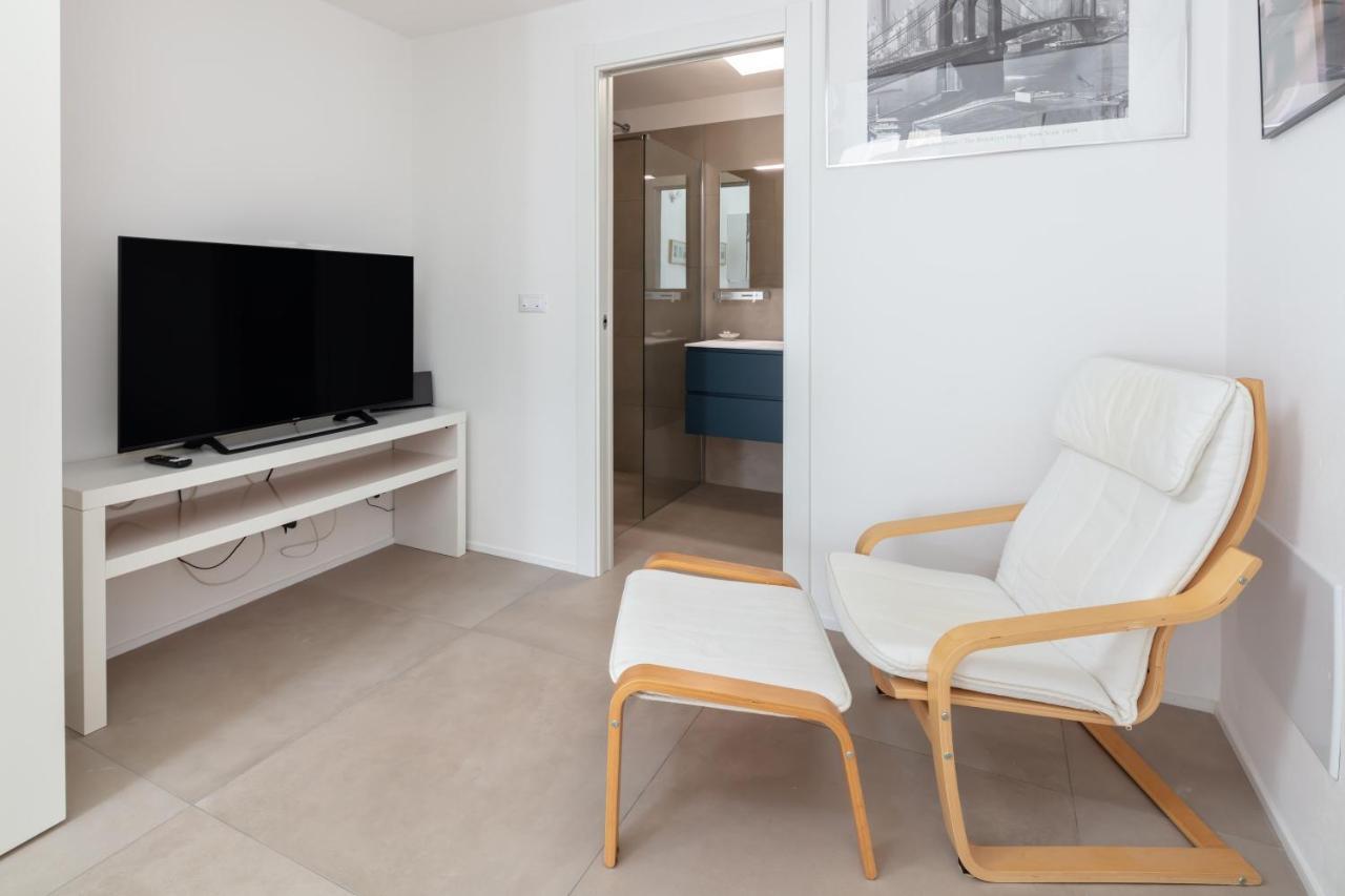 Ecoloft Apartment - Best Choice - By Host4U 볼로냐 외부 사진