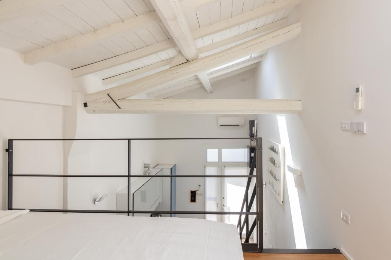 Ecoloft Apartment - Best Choice - By Host4U 볼로냐 외부 사진