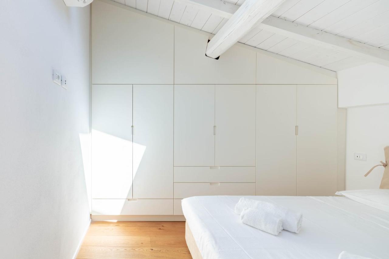 Ecoloft Apartment - Best Choice - By Host4U 볼로냐 외부 사진